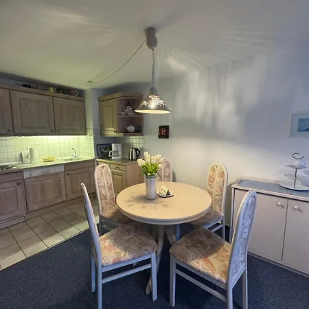 Im Hanseatenhaus Hanseatenhaus App 3 *